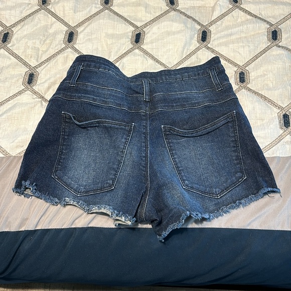 🛍️Refuge high waisted shorts - Picture 4 of 4